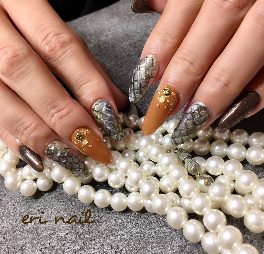 名古屋市天白区プライベートサロンeri nailさんのネイルデザイン